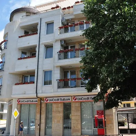 Apartament St. George