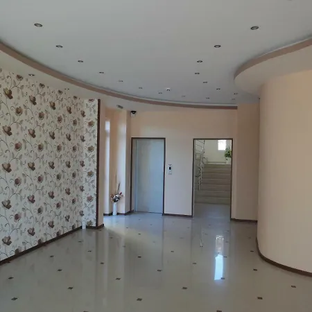 St. George * Νεσέμπαρ