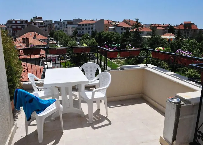 St. George Appartamento Nesebar